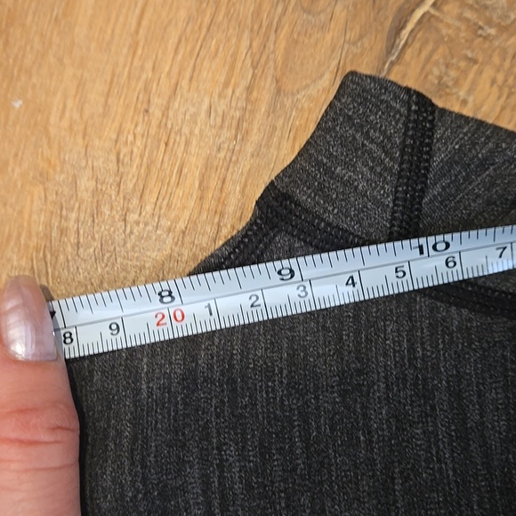 Lululemon Wunder Under Hi-Rise Tight in heathered black Sz 6 - Picture 8 of 9